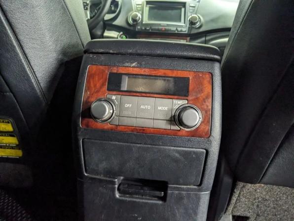 Toyota Highlander II (XU40) Рестайлинг с пробегом 2012 года, цена 1 945 000 рублей, 247036 км, внедорожник, Автокод Объявления