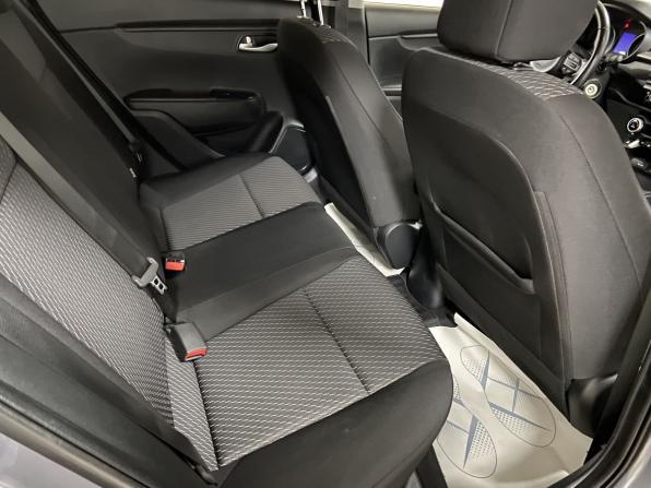 Kia Rio IV с пробегом 2018 года, цена 1 599 000 рублей, 48747 км, хэтчбек, Автокод Объявления