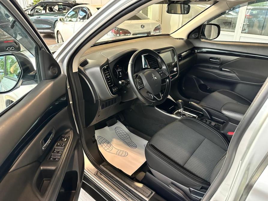 Mitsubishi Outlander III Рестайлинг 3 Санкт-Петербург  - изображение 13