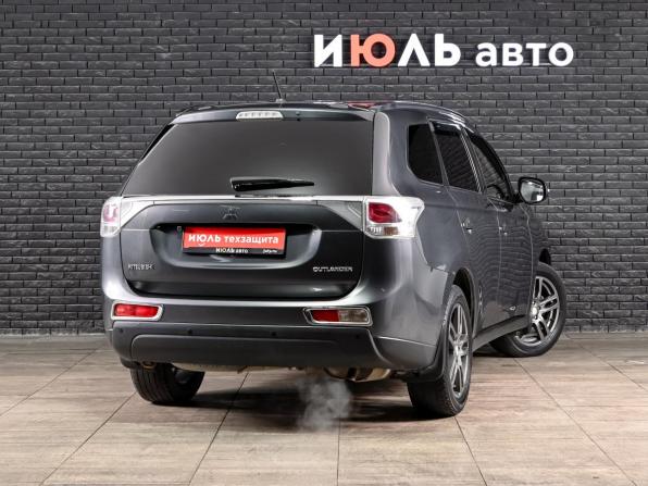 Mitsubishi Outlander III с пробегом 2012 года, цена 1 450 000 рублей, 256258 км, внедорожник, Автокод Объявления