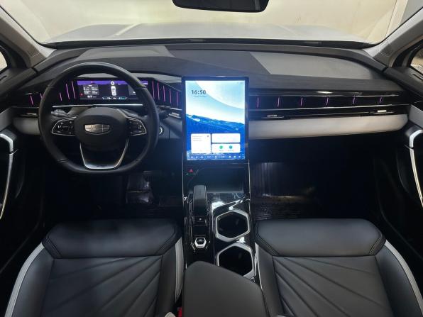 Geely Atlas II с пробегом 2024 года, цена 2 670 000 рублей, 33633 км, внедорожник, Автокод Объявления