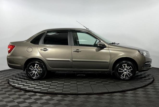 Lada (ВАЗ) Granta I Рестайлинг с пробегом 2021 года, цена 700 000 рублей, 72905 км, седан, Автокод Объявления