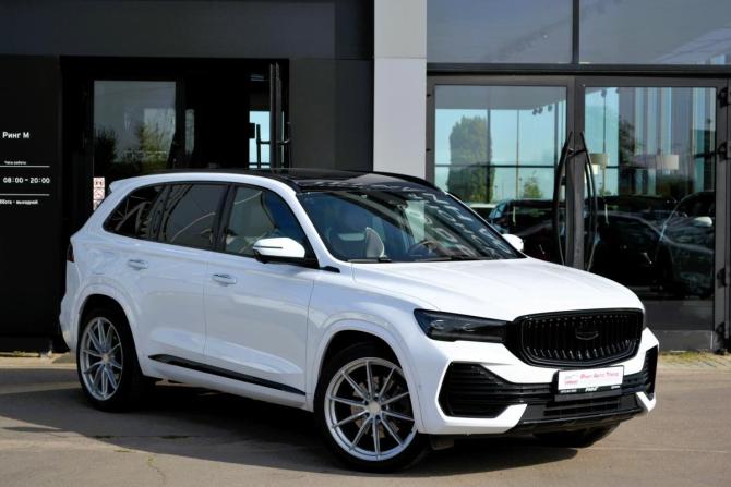 Geely Monjaro I с пробегом 2023 года, цена 2 950 000 рублей, 50229 км, внедорожник, Автокод Объявления