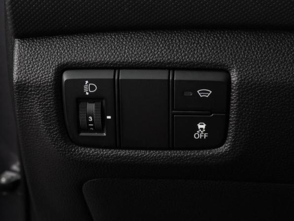 Hyundai Creta I Рестайлинг с пробегом 2021 года, цена 2 151 000 рублей, 118108 км, внедорожник, Автокод Объявления