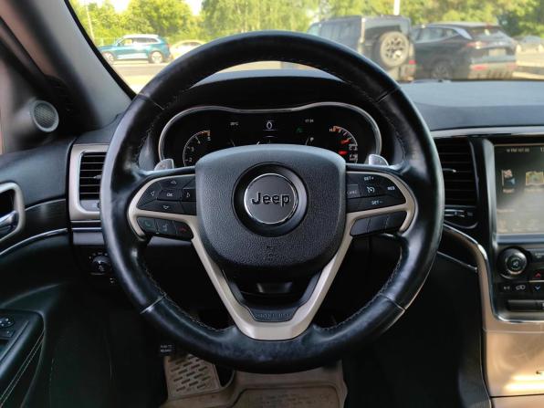 Jeep Grand Cherokee IV (WK2) Рестайлинг с пробегом 2014 года, цена 1 899 000 рублей, 270193 км, внедорожник, Автокод Объявления