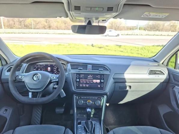 Volkswagen Tiguan II с пробегом 2017 года, цена 1 998 000 рублей, 163432 км, внедорожник, Автокод Объявления