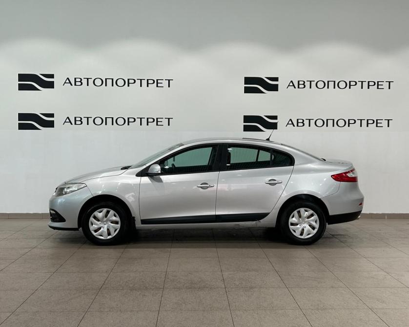 Renault Fluence I Рестайлинг Санкт-Петербург  - изображение 4