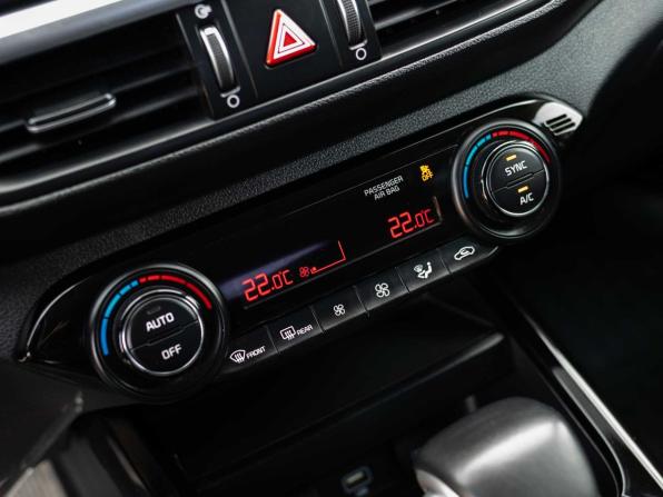 Kia Cerato IV Рестайлинг с пробегом 2021 года, цена 1 730 000 рублей, 121478 км, седан, Автокод Объявления