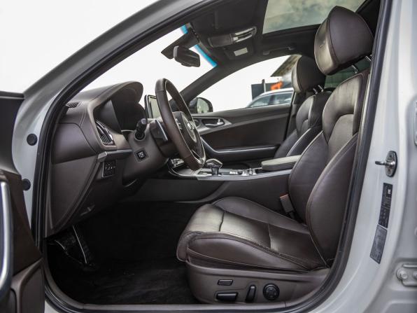 Kia Stinger I с пробегом 2018 года, цена 2 398 000 рублей, 152257 км, лифтбек, Автокод Объявления