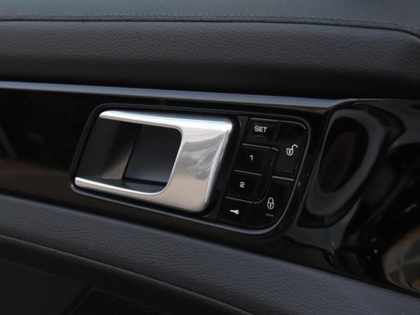 Porsche Panamera II с пробегом 2018 года, цена 7 100 000 рублей, 49070 км, универсал, Автокод Объявления