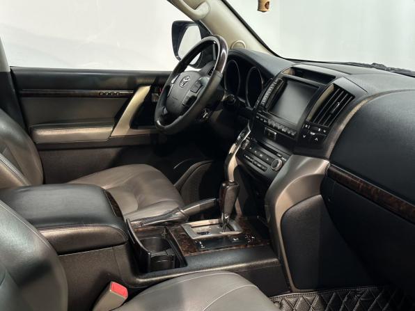 Toyota Land Cruiser 200 Series с пробегом 2008 года, цена 2 850 000 рублей, 381460 км, внедорожник, Автокод Объявления