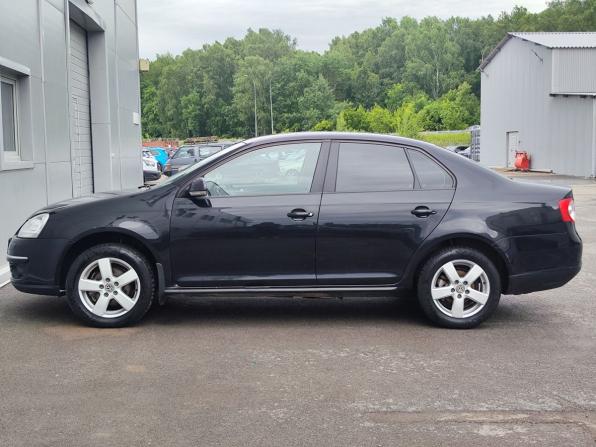 Volkswagen Jetta V с пробегом 2009 года, цена 670 000 рублей, 140263 км, седан, Автокод Объявления
