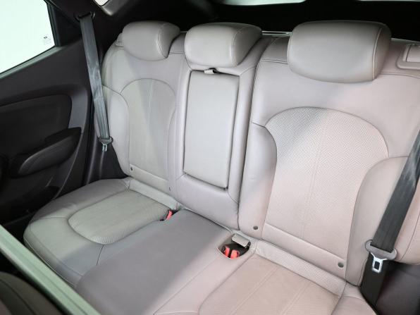 Hyundai ix35 I Рестайлинг с пробегом 2013 года, цена 1 595 000 рублей, 168531 км, внедорожник, Автокод Объявления