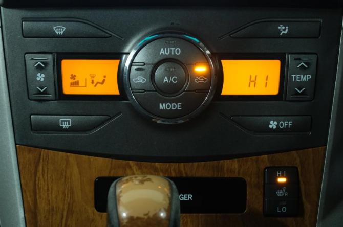 Toyota Corolla X (E140 E150) Рестайлинг с пробегом 2008 года, цена 899 000 рублей, 227000 км, седан, Автокод Объявления