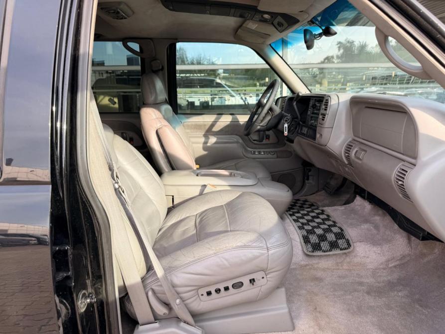 Chevrolet Tahoe I Москва  - изображение 15