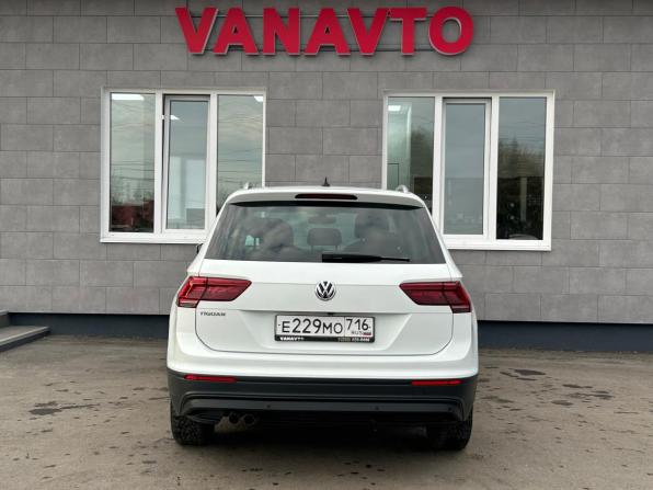 Volkswagen Tiguan II с пробегом 2018 года, цена 2 530 000 рублей, 37124 км, внедорожник, Автокод Объявления