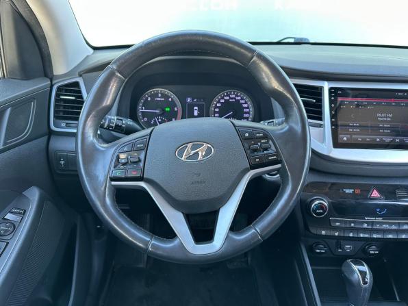 Hyundai Tucson III с пробегом 2017 года, цена 1 650 000 рублей, 146652 км, внедорожник, Автокод Объявления