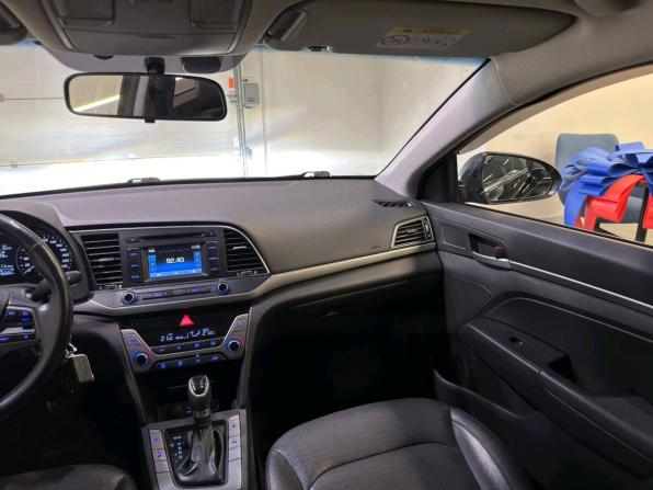 Hyundai Elantra VI (AD) с пробегом 2016 года, цена 1 099 000 рублей, 196668 км, седан, Автокод Объявления