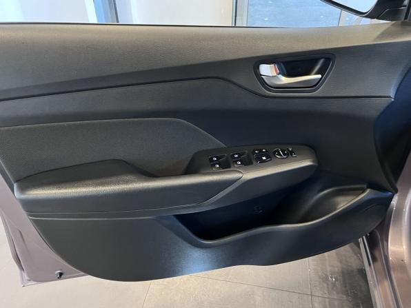 Hyundai Solaris II с пробегом 2018 года, цена 1 550 000 рублей, 79167 км, седан, Автокод Объявления