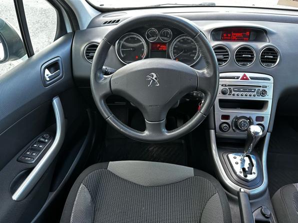 Peugeot 308 I Рестайлинг с пробегом 2012 года, цена 530 000 рублей, 124800 км, хэтчбек, Автокод Объявления