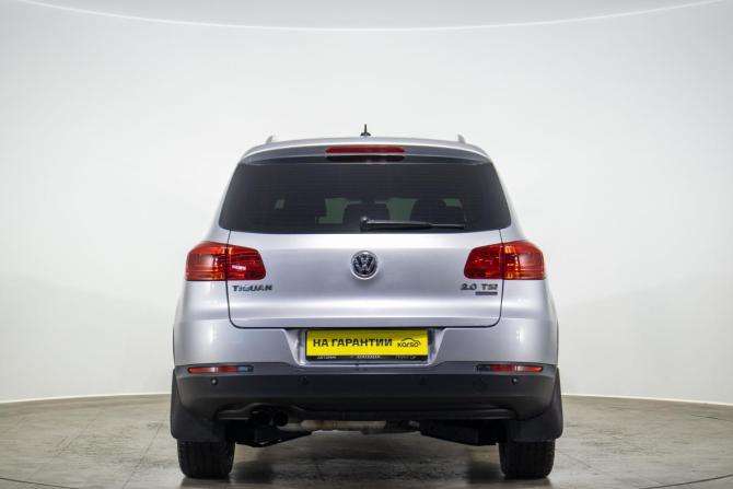 Volkswagen Tiguan I Рестайлинг с пробегом 2012 года, цена 1 529 000 рублей, 131000 км, внедорожник, Автокод Объявления