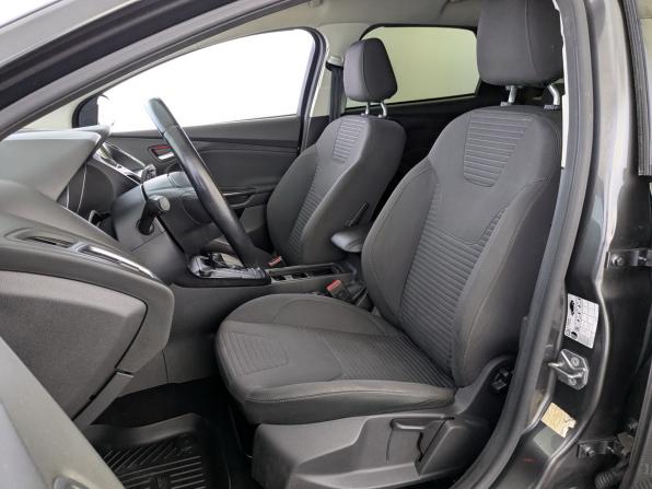 Ford Focus III Рестайлинг с пробегом 2018 года, цена 1 250 000 рублей, 142861 км, универсал, Автокод Объявления