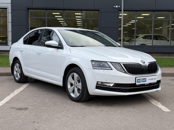 Skoda Octavia III (A7) Рестайлинг с пробегом 2019 года, цена 1 665 000 рублей, 184605 км, лифтбек, Автокод Объявления