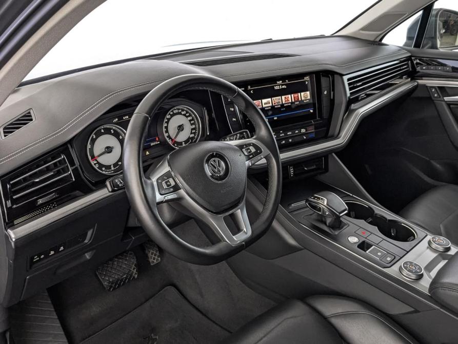 Volkswagen Touareg III Москва  - изображение 15