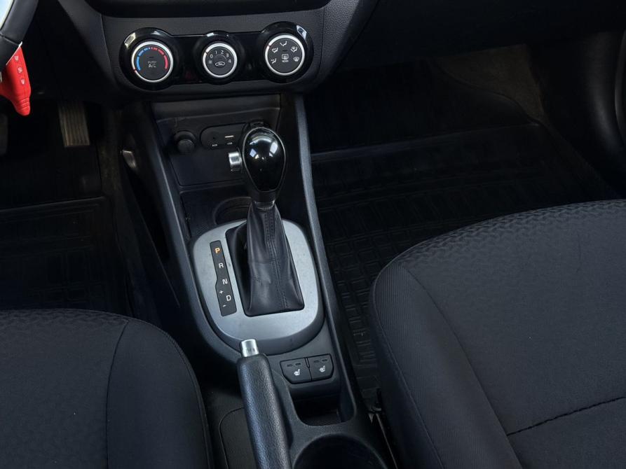 Kia Rio III Рестайлинг Челябинск  - изображение 17