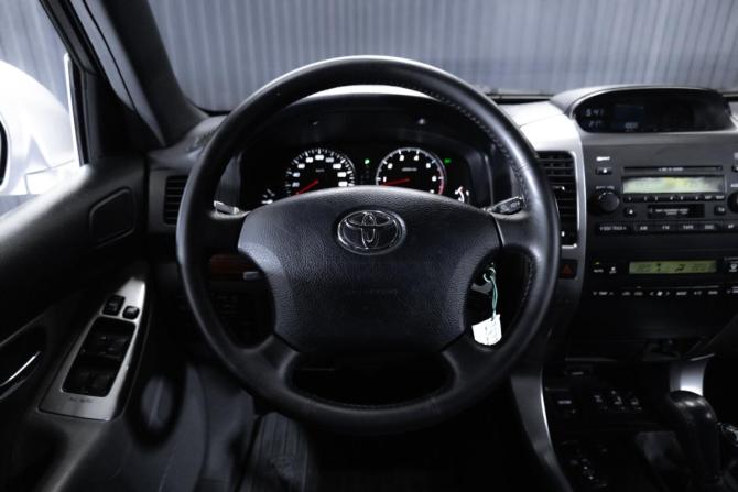 Toyota Land Cruiser Prado 120 Series с пробегом 2003 года, цена 2 599 000 рублей, 117147 км, внедорожник, Автокод Объявления