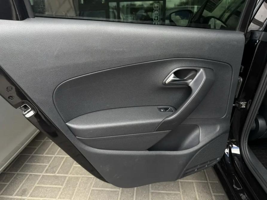 Volkswagen Polo V Рестайлинг Волгоград  - изображение 16