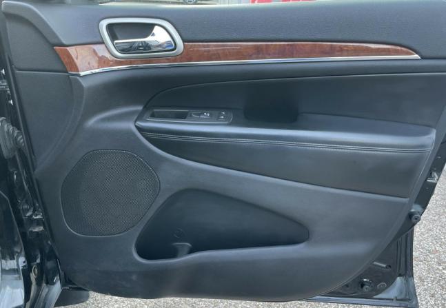 Jeep Grand Cherokee IV (WK2) с пробегом 2012 года, цена 1 769 600 рублей, 203617 км, внедорожник, Автокод Объявления