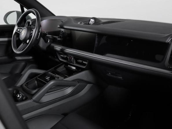 Porsche Cayenne III Рестайлинг с пробегом 2024 года, цена 11 750 000 рублей, 17430 км, внедорожник, Автокод Объявления