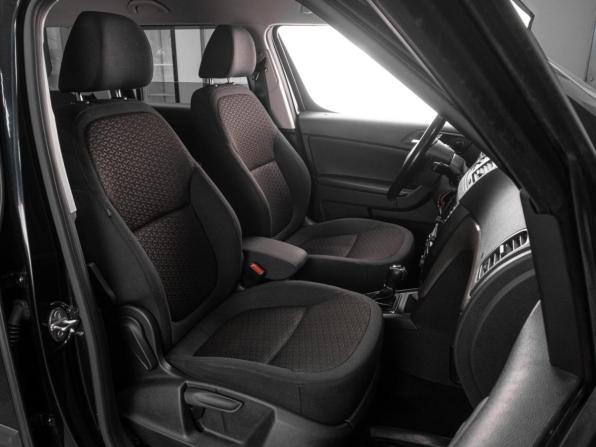Skoda Yeti I Рестайлинг с пробегом 2015 года, цена 1 595 000 рублей, 136242 км, внедорожник, Автокод Объявления