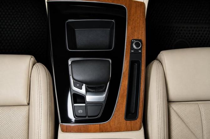 Audi Q5 II (FY) Рестайлинг с пробегом 2021 года, цена 4 939 000 рублей, 92700 км, внедорожник, Автокод Объявления