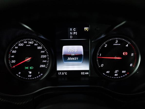 Mercedes-Benz V-Класс III (W447) с пробегом 2018 года, цена 3 135 340 рублей, 306430 км, минивэн, Автокод Объявления