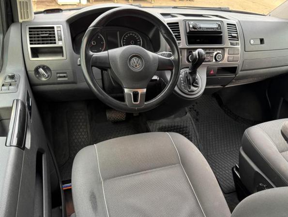 Volkswagen Multivan T5 Рестайлинг с пробегом 2014 года, цена 2 999 000 рублей, 142640 км, минивэн, Автокод Объявления