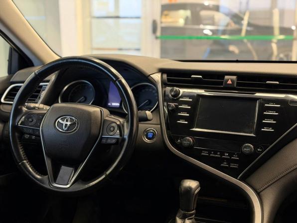 Toyota Camry VIII (XV70) с пробегом 2020 года, цена 2 620 000 рублей, 126330 км, седан, Автокод Объявления