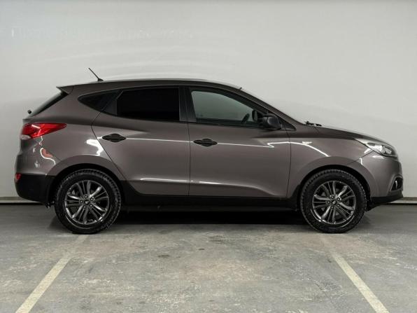 Hyundai ix35 I Рестайлинг с пробегом 2015 года, цена 1 199 000 рублей, 210015 км, внедорожник, Автокод Объявления