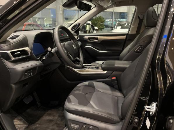 Toyota Highlander IV (XU70) с пробегом 2026 года, цена 5 590 000 рублей, 33 км, внедорожник, Автокод Объявления