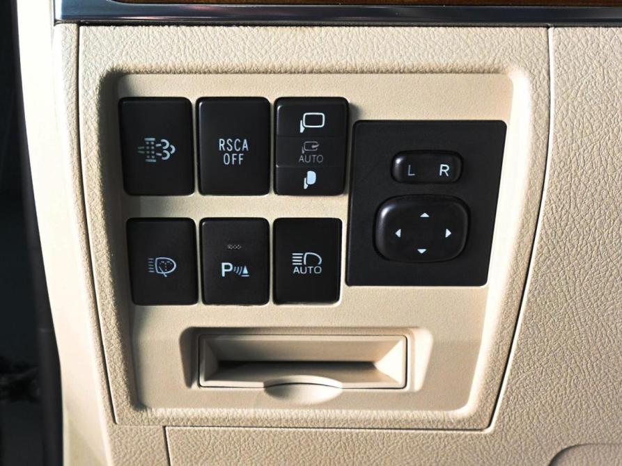 Toyota Land Cruiser 200 Series Рестайлинг 2 Ростов-на-Дону  - изображение 20
