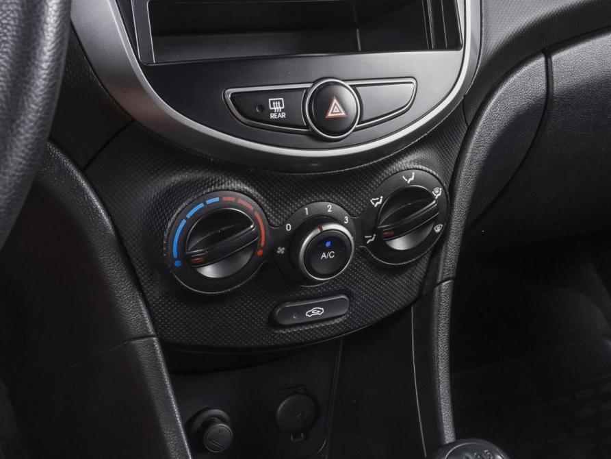 Hyundai Solaris I Рестайлинг Ростов-на-Дону  - изображение 12