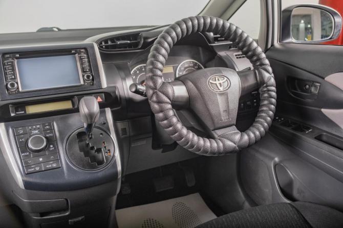 Toyota Wish II с пробегом 2010 года, цена 1 299 000 рублей, 170000 км, минивэн, Автокод Объявления