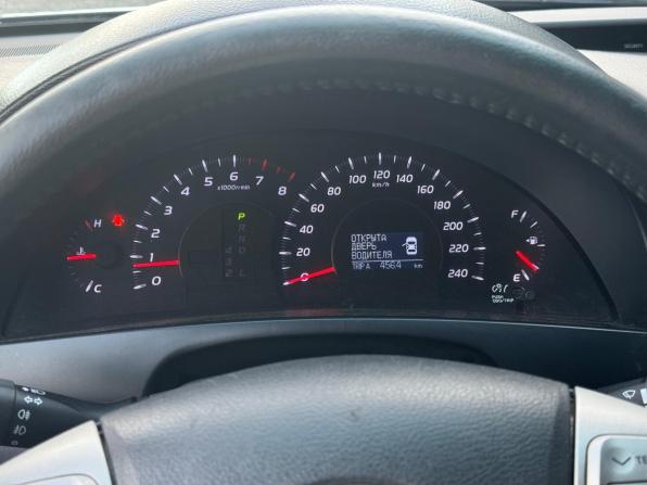 Toyota Camry VI (XV40) Рестайлинг с пробегом 2011 года, цена 1 145 000 рублей, 258000 км, седан, Автокод Объявления
