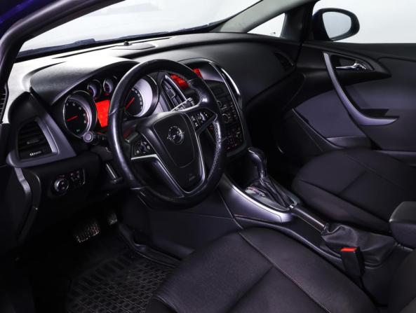Opel Astra J Рестайлинг с пробегом 2015 года, цена 606 000 рублей, 256270 км, хэтчбек, Автокод Объявления