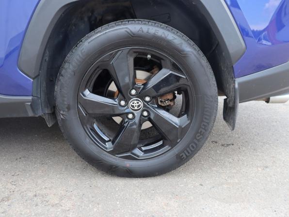 Toyota RAV4 V (XA50) с пробегом 2021 года, цена 3 399 000 рублей, 102028 км, внедорожник, Автокод Объявления