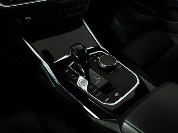 BMW 3 серии VII (G2x) с пробегом 2021 года, цена 3 549 700 рублей, 48242 км, седан, Автокод Объявления