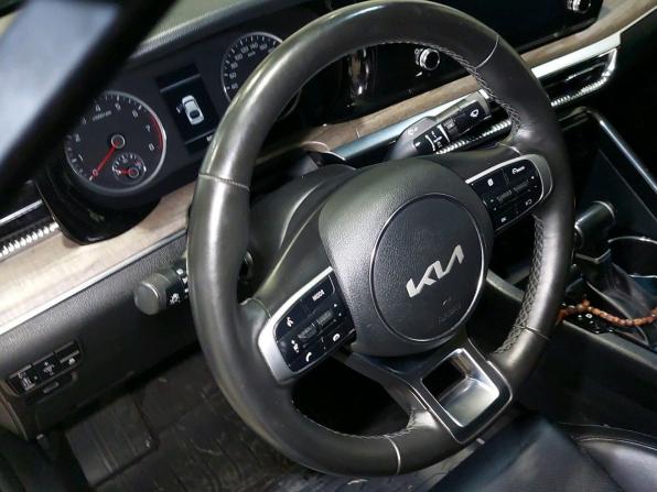 Kia K5 III с пробегом 2022 года, цена 2 210 000 рублей, 88881 км, седан, Автокод Объявления