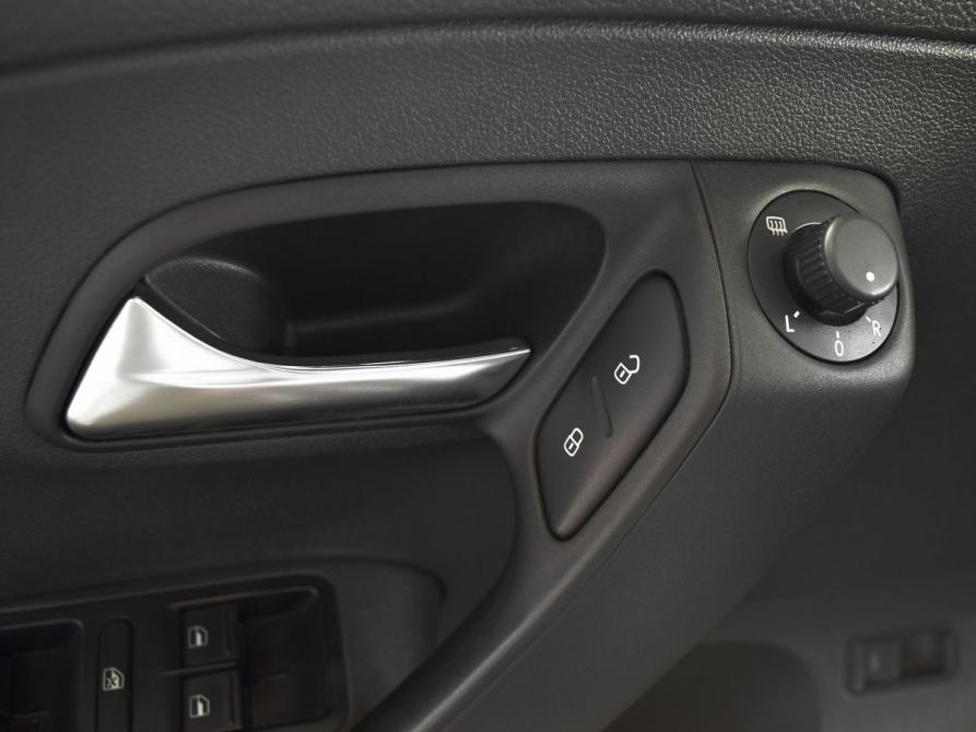 Volkswagen Polo V Рестайлинг Кемерово  - изображение 18