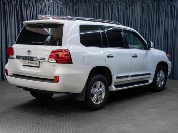 Toyota Land Cruiser 200 Series Рестайлинг 1 с пробегом 2014 года, цена 4 949 000 рублей, 121480 км, внедорожник, Автокод Объявления